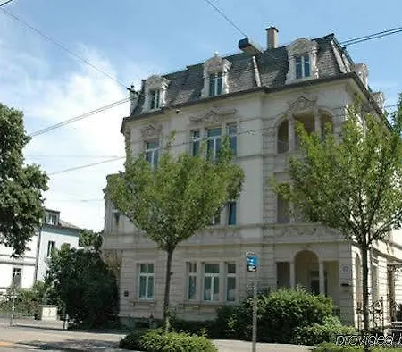 Daire Seestrasse Drei Koenige Zürih